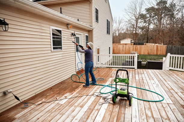 Best Garage Pressure Washing  in Ipswich, SD